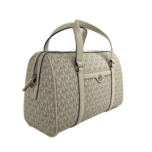 Brand new MK Duffle bag - Picture 4 of 4